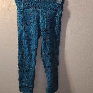 Lululemon In Movement tight
